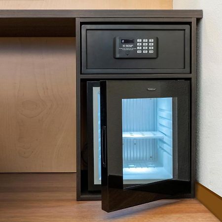 Ibis Locarno Hotel Luaran gambar